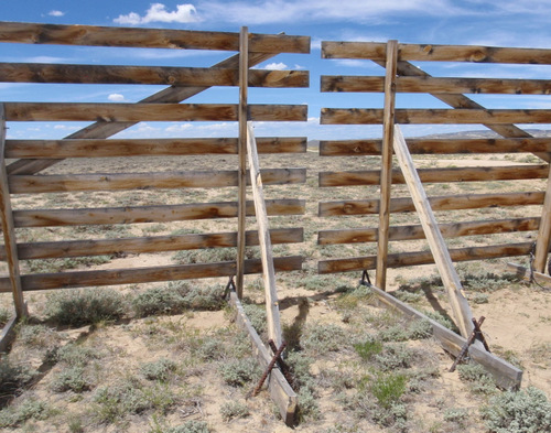 The snow fence at Crook's Gap Road and CR 2317 (GDMBR).